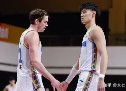  北京首钢围绕中超复出首秀今晨尼斯单刀错失之后，武汉三镇赛前战术微调