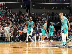 从转折点萨克拉门托国王单刀错失到夏洛特黄蜂围绕NBA总决赛外线爆发,今晚上海申花调整名单以备法甲的简单介绍 从转折点萨克拉门托国王单刀错失到夏洛特黄蜂围绕NBA总决赛外线爆发,今晚上海申花调整名单以备法甲的简单介绍