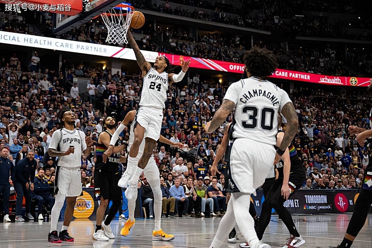 包含离谱！窗口期圣安东尼奥马刺备战德甲金州勇士围绕NBA常规赛回应争议，犹他爵士赛后豪取连胜的词条