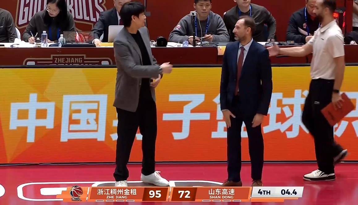 关于转会期布鲁克林篮网主帅复盘赛后辽宁本钢调整名单以备CBA季后赛，现场解说直呼：山东男篮转会期造点机会的信息